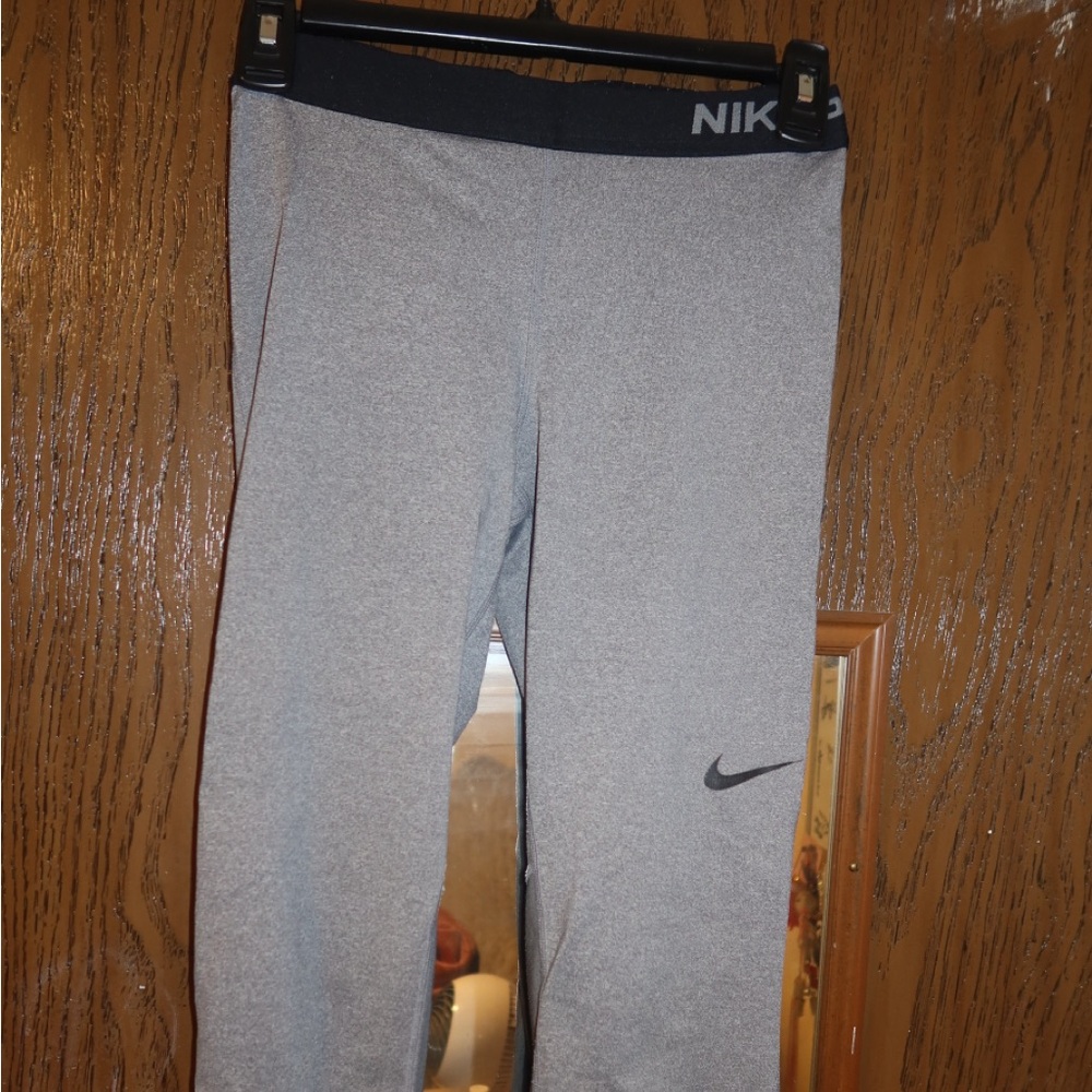 Nike Heather Gray Leggings
